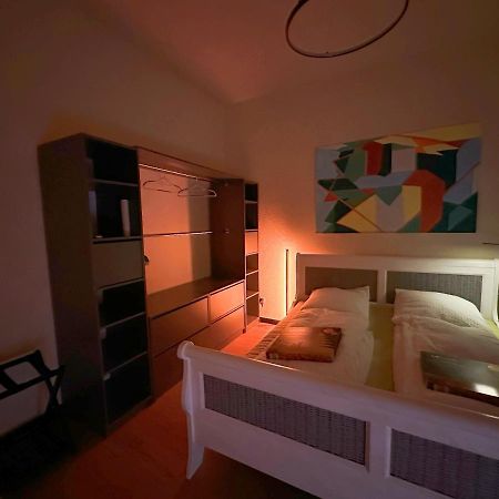 Igo Apartment 2 Schlafenzimmer Mit Waschmaschine Trockner Haustier Rheinufer 5Min Netflix Disney Plus 17-6 Дуйсбург Экстерьер фото