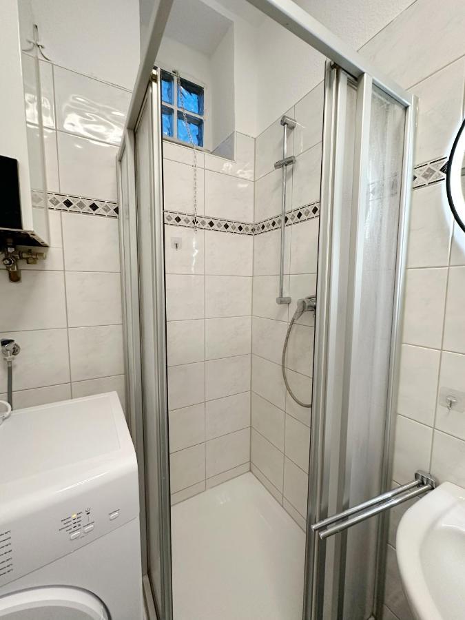 Igo Apartment 2 Schlafenzimmer Mit Waschmaschine Trockner Haustier Rheinufer 5Min Netflix Disney Plus 17-6 Дуйсбург Экстерьер фото